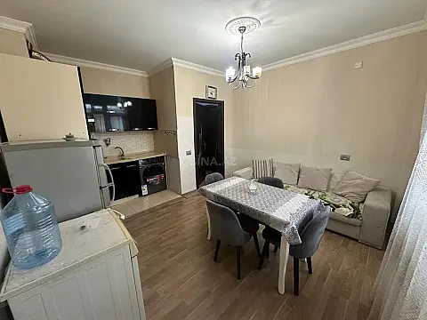 Kirayə verilir 3 otaqlı mənzil 120 m²