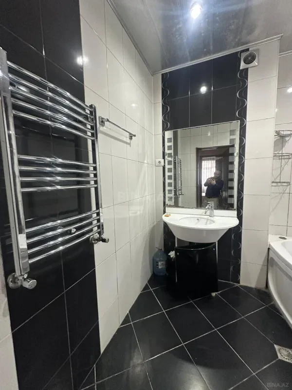 Kirayə verilir 3 otaqlı mənzil 120 m²