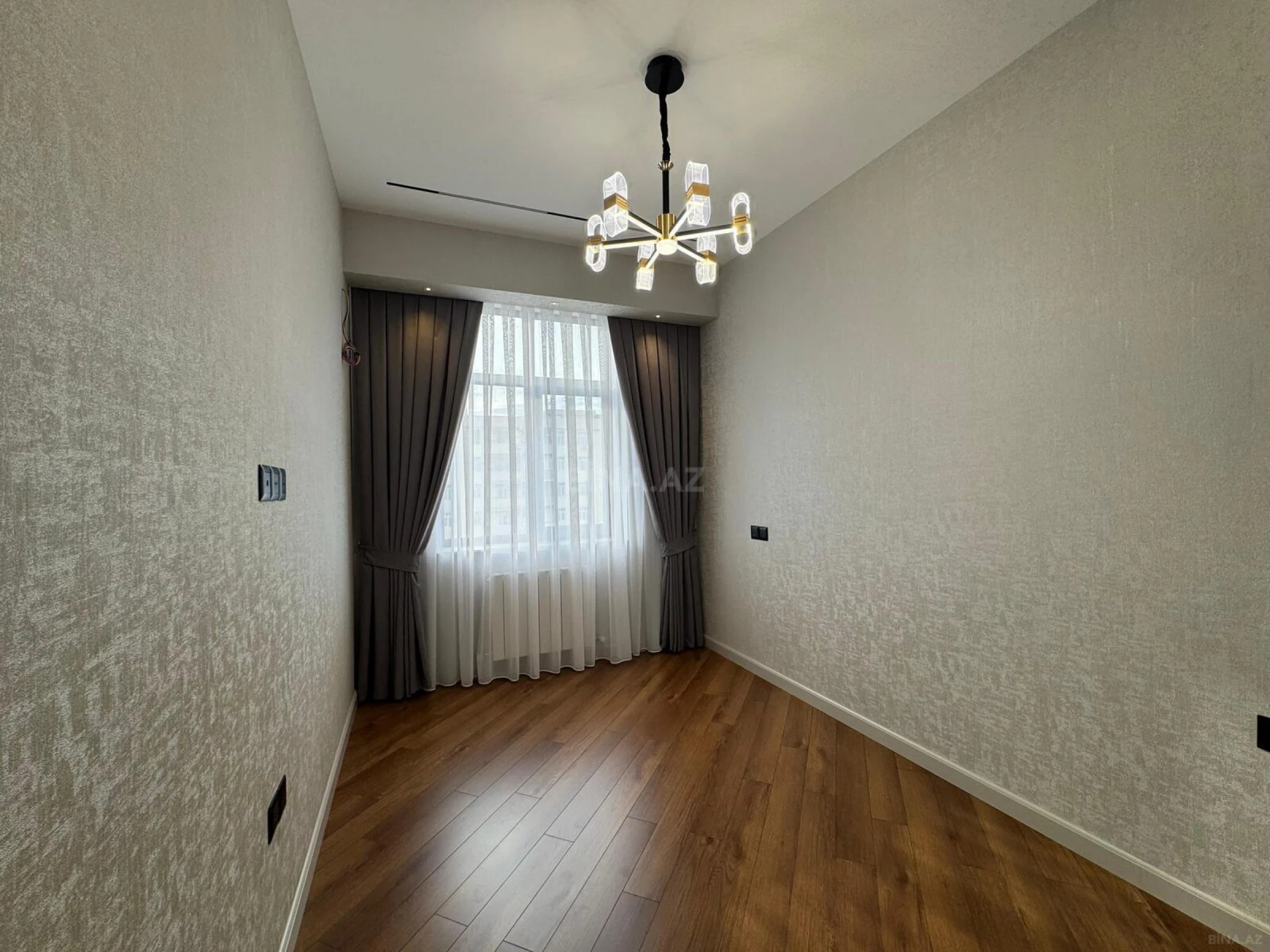 Satılır 3 otaqlı mənzil 63 m²