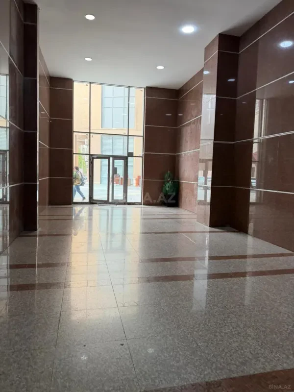 Satılır 3 otaqlı mənzil 128 m²