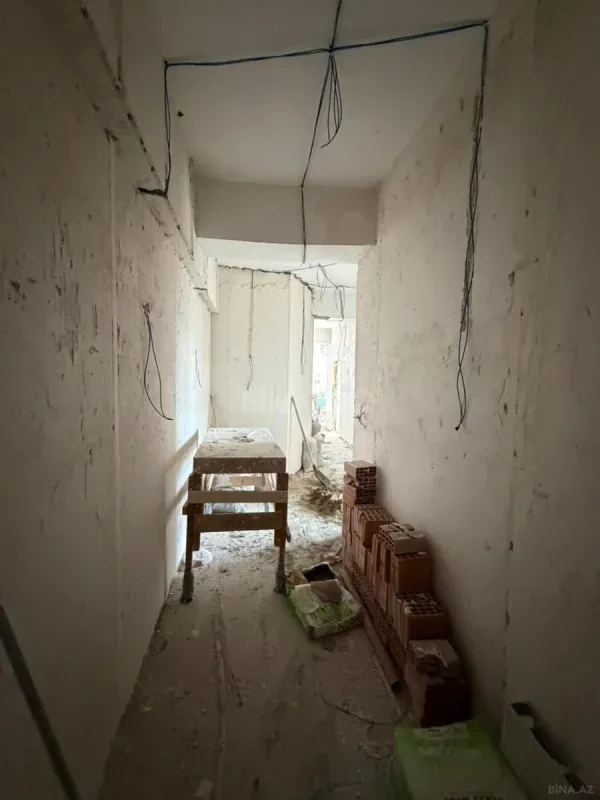 Satılır 3 otaqlı mənzil 128 m²