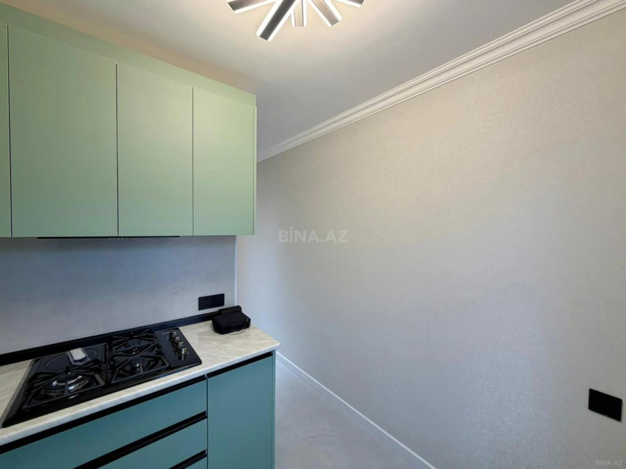 Satılır 3 otaqlı mənzil 75 m²