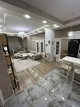 Satılır 4 otaqlı mənzil 100 m²