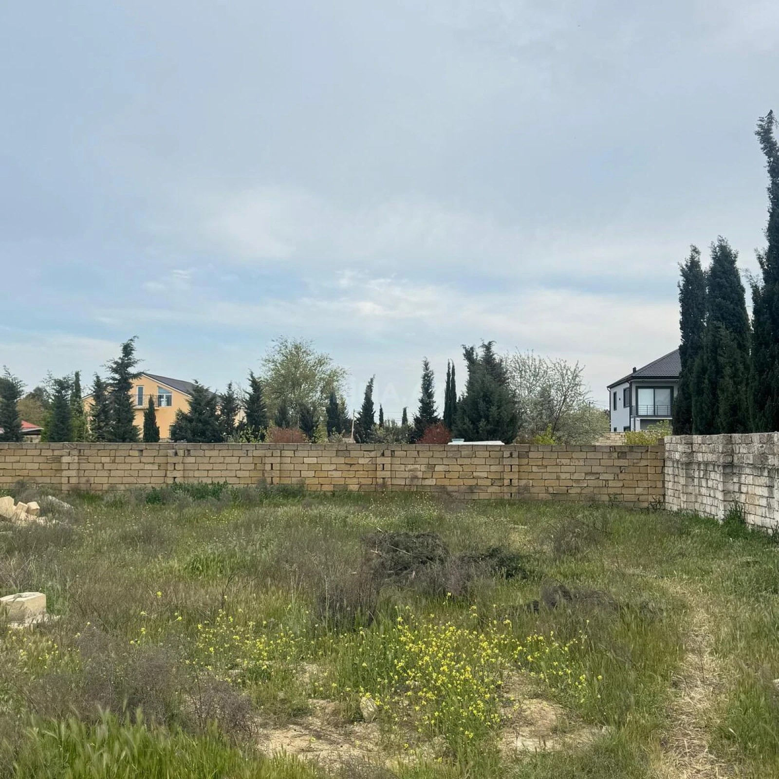Satılır torpaq sahəsi 2.5 m²