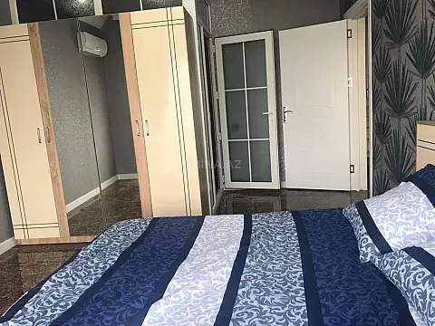 Kirayə verilir 4 otaqlı həyət evi 200 m²