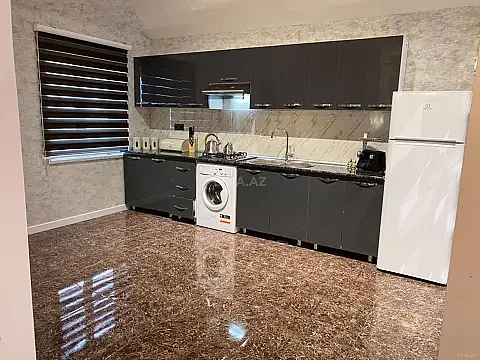 Kirayə verilir 4 otaqlı həyət evi 200 m²