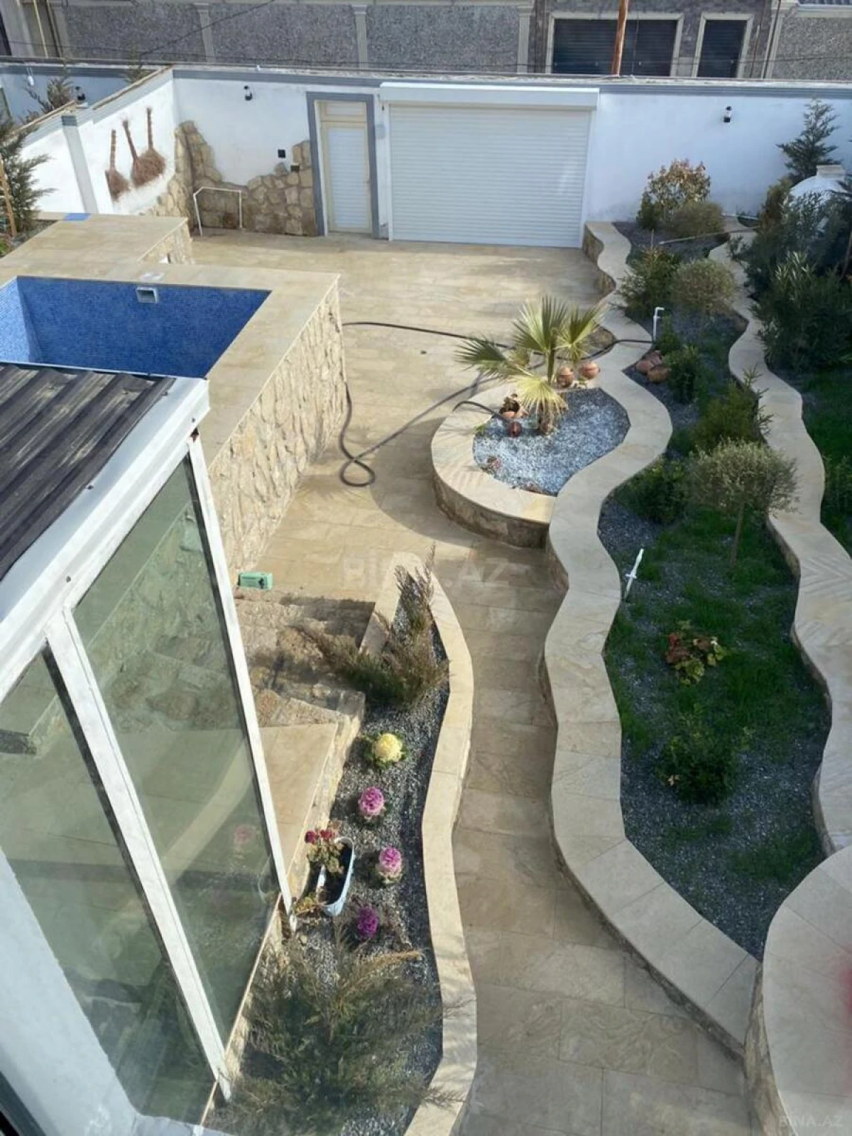 Kirayə verilir 4 otaqlı həyət evi 200 m²