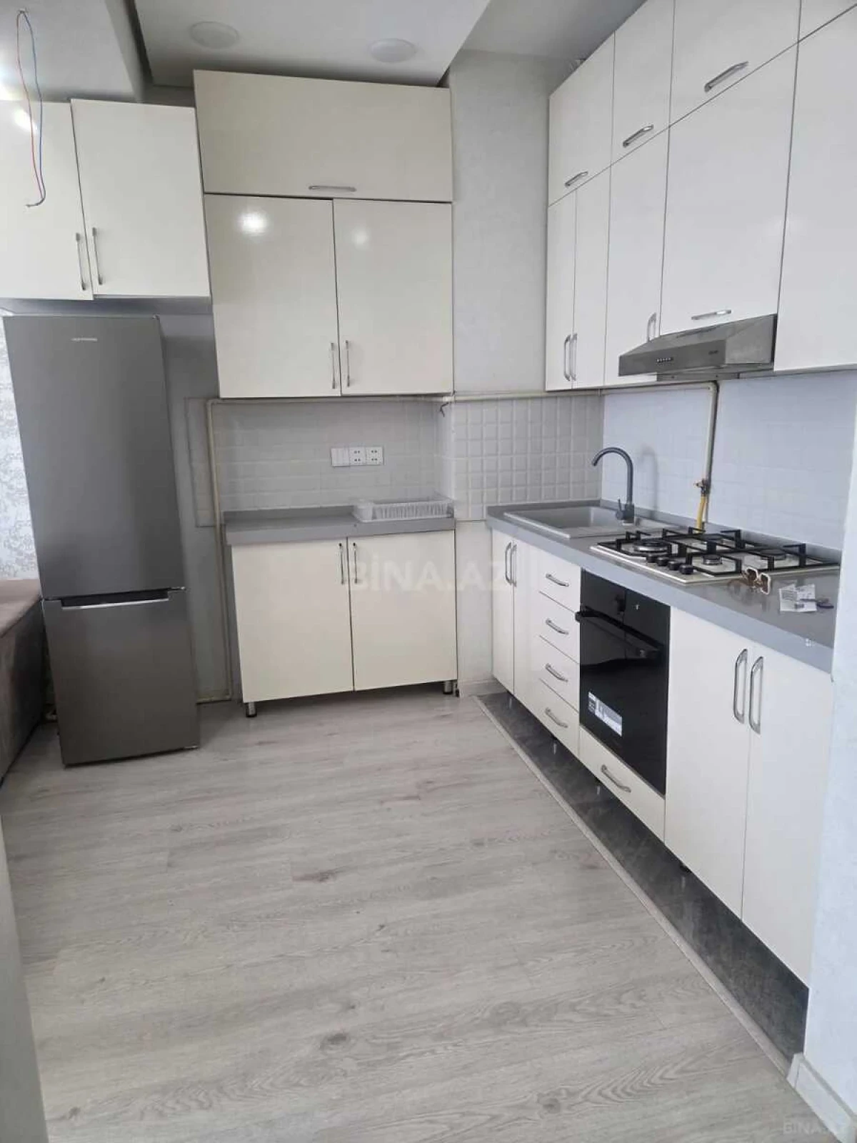 Satılır 2 otaqlı mənzil 50 m²