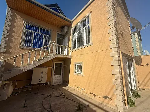 Satılır 3 otaqlı həyət evi 140 m² — Bakı, Binəqədi 3 otaq 140.00 m²