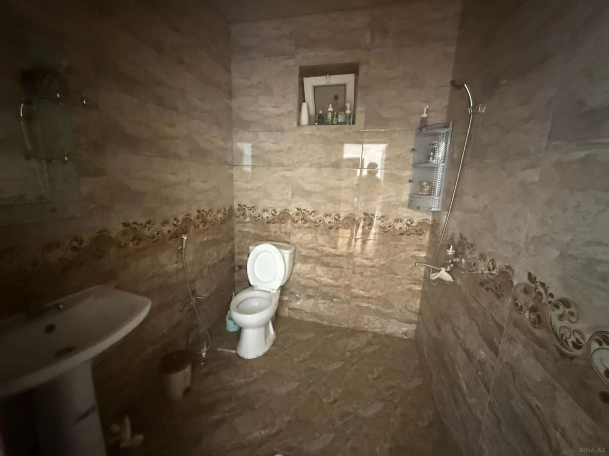 Satılır 3 otaqlı həyət evi 140 m²