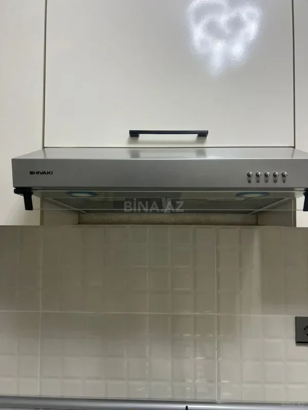 Kirayə verilir 2 otaqlı mənzil 105 m²