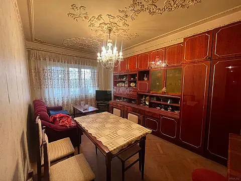 Satılır 2 otaqlı mənzil 60 m²