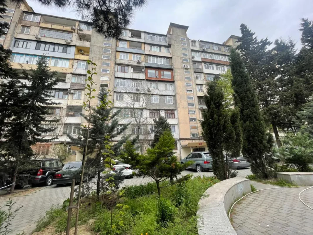 Satılır 2 otaqlı mənzil 60 m²