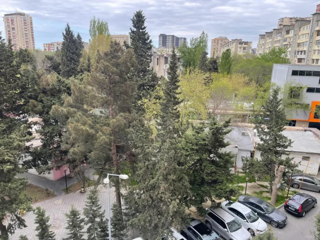 Satılır 2 otaqlı mənzil 60 m²