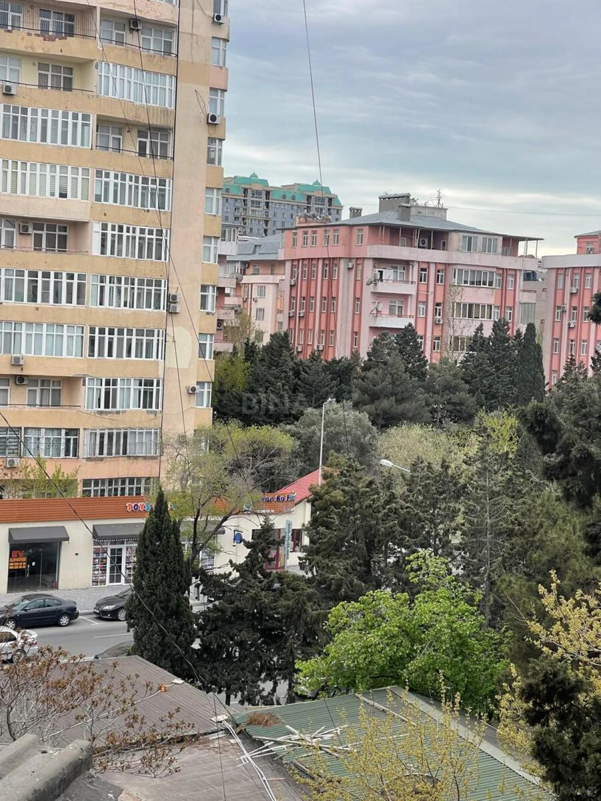 Satılır 2 otaqlı mənzil 60 m²