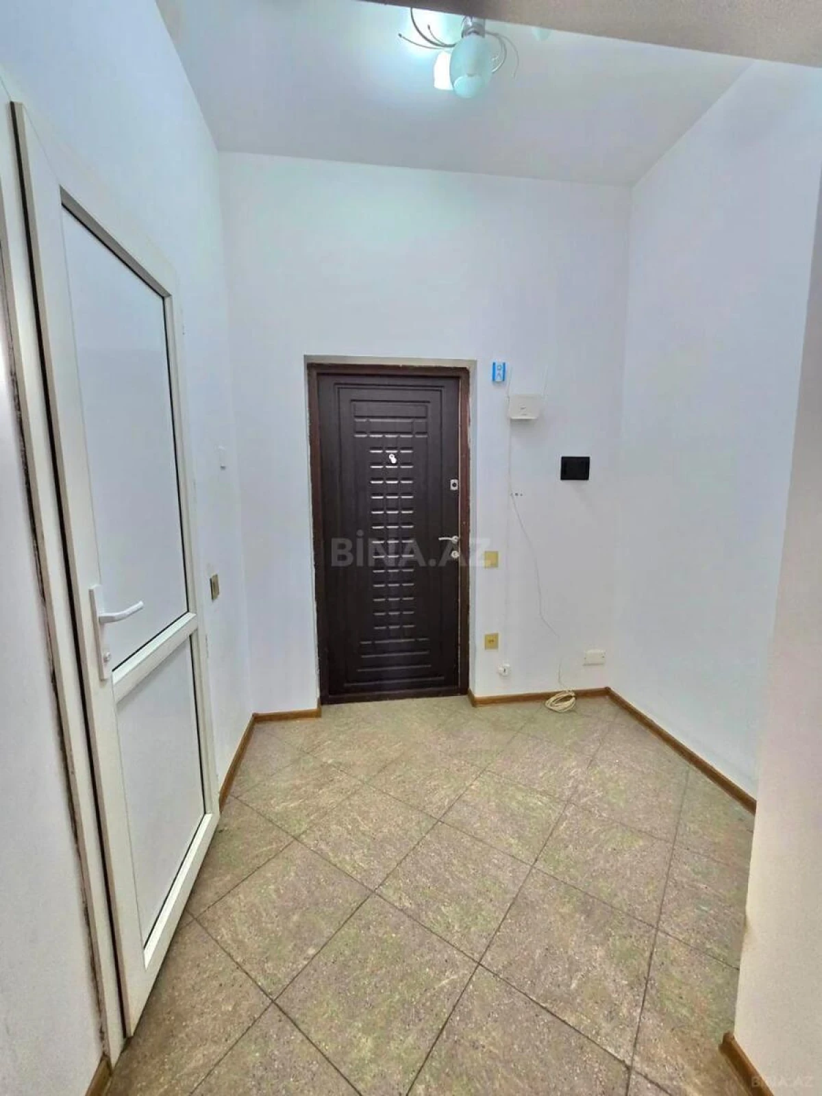 Satılır 2 otaqlı mənzil 46 m²