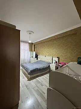Satılır 3 otaqlı mənzil 105 m²