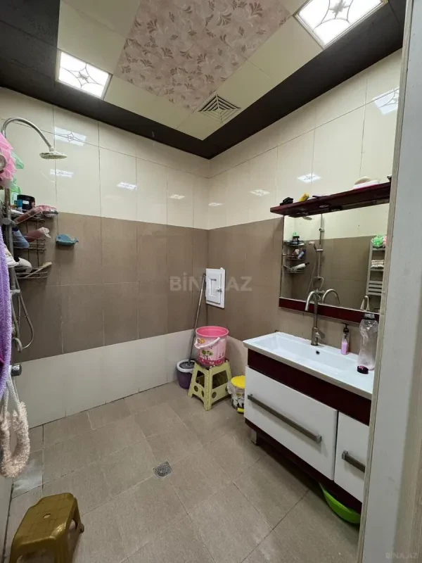 Satılır 3 otaqlı mənzil 105 m²