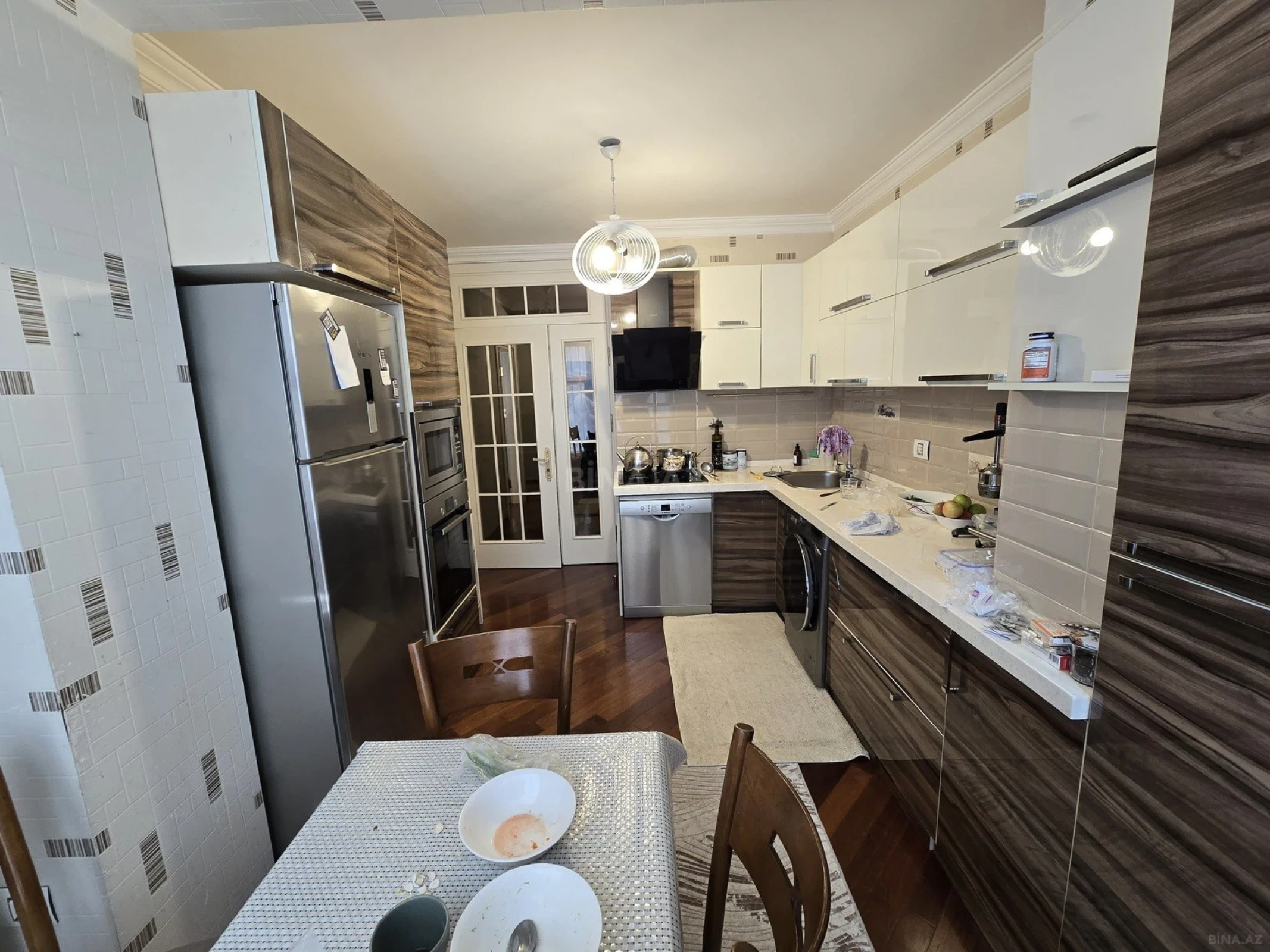 Satılır 5 otaqlı mənzil 120 m²