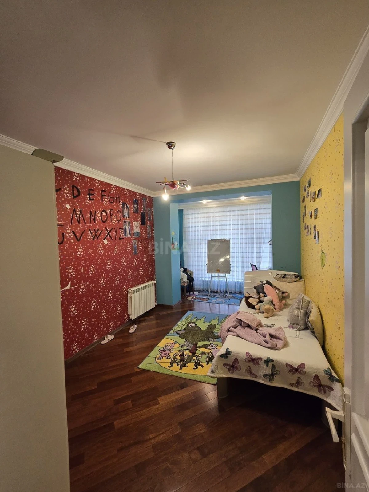 Satılır 5 otaqlı mənzil 120 m²