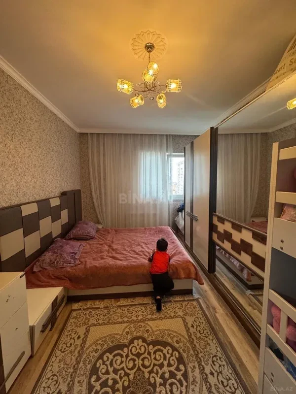 Satılır 2 otaqlı mənzil 65 m²