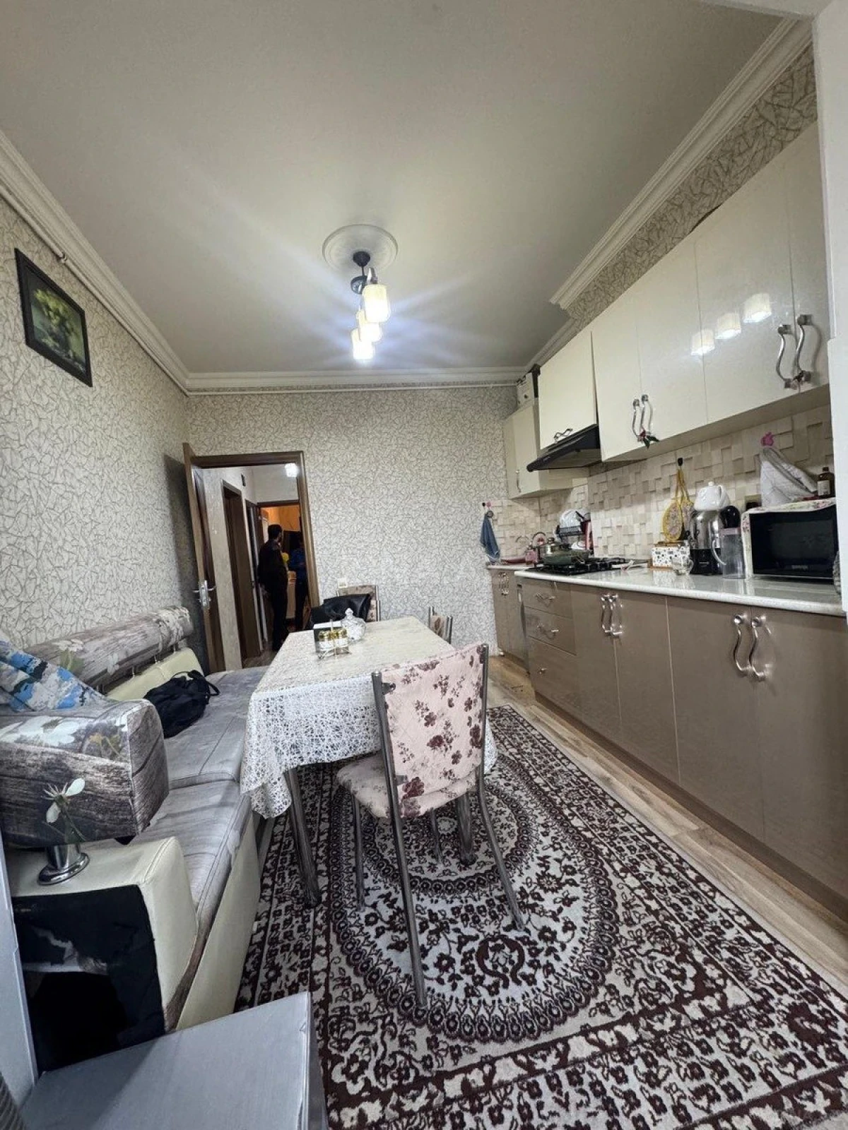 Satılır 2 otaqlı mənzil 65 m²