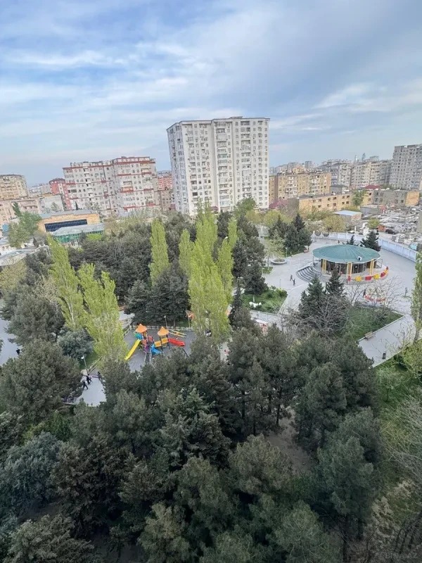 Satılır 2 otaqlı mənzil 65 m²