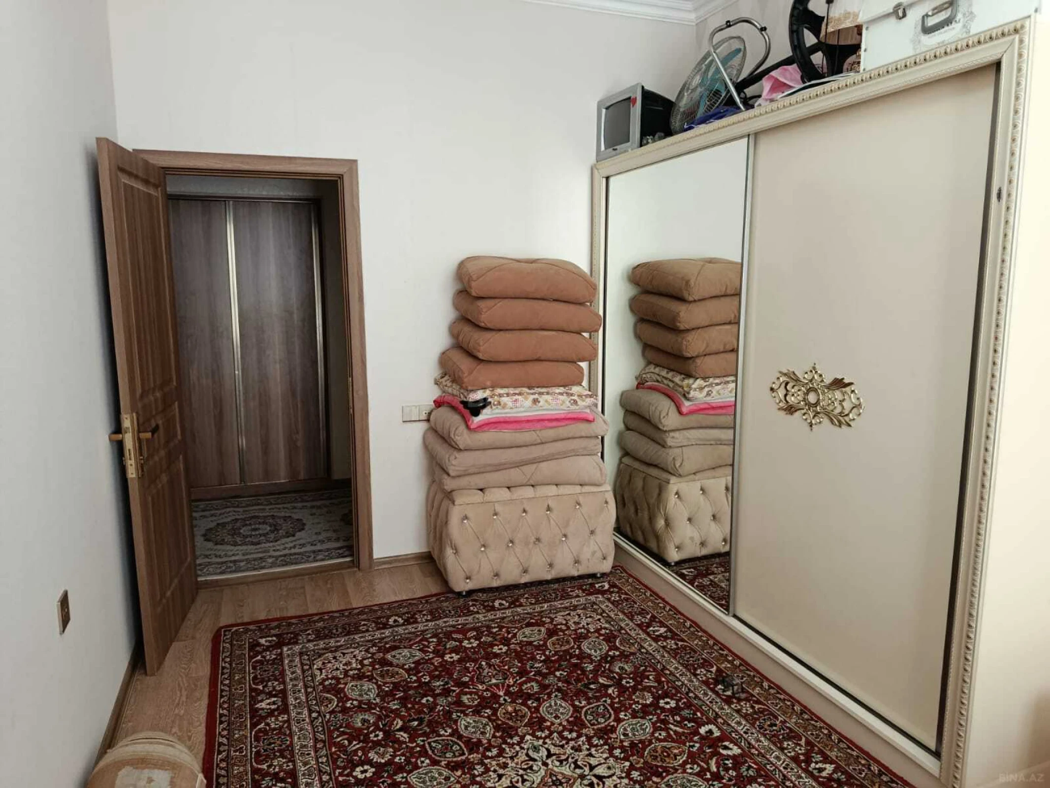 Kirayə verilir 3 otaqlı mənzil 100 m²