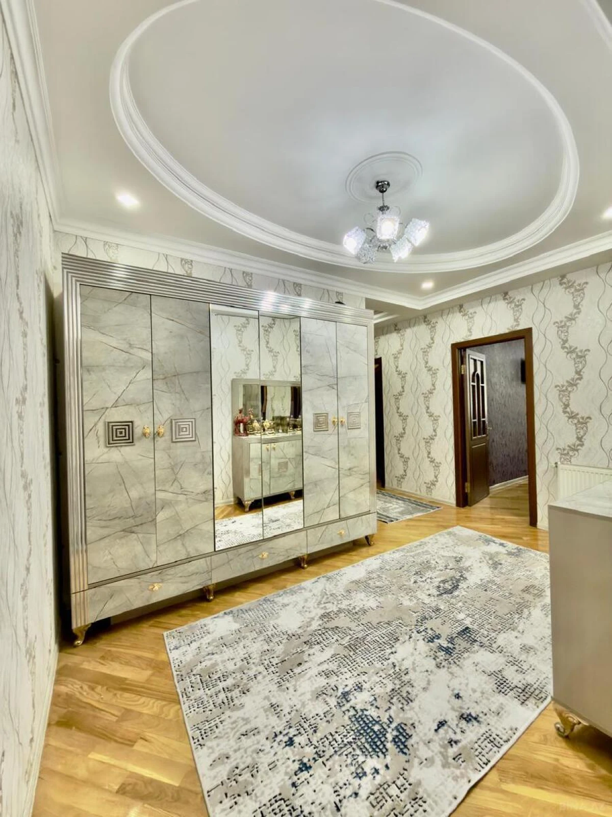 Satılır 3 otaqlı mənzil 99 m²
