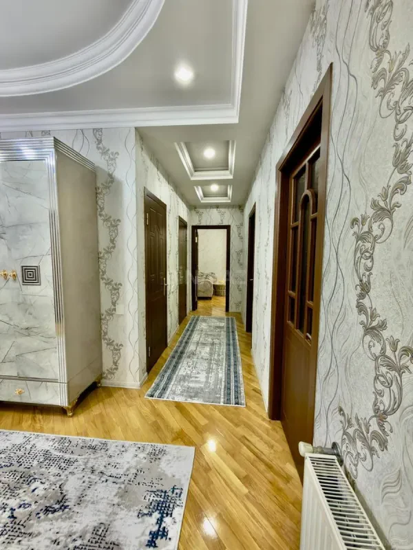 Satılır 3 otaqlı mənzil 99 m²