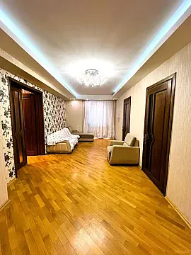 Satılır 3 otaqlı mənzil 85 m² — Bakı, İnşaatçılar 3 otaq 85.00 m²