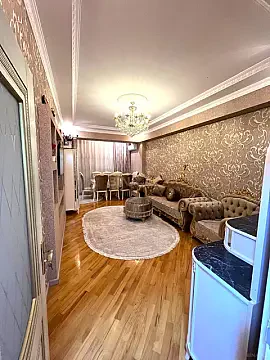 Satılır 2 otaqlı mənzil 67 m² — Bakı, İnşaatçılar 2 otaq 67.00 m²
