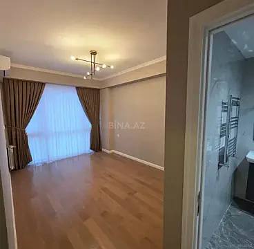 Satılır 3 otaqlı mənzil 97 m²