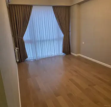 Satılır 3 otaqlı mənzil 97 m²