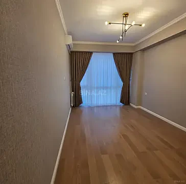 Satılır 3 otaqlı mənzil 97 m²