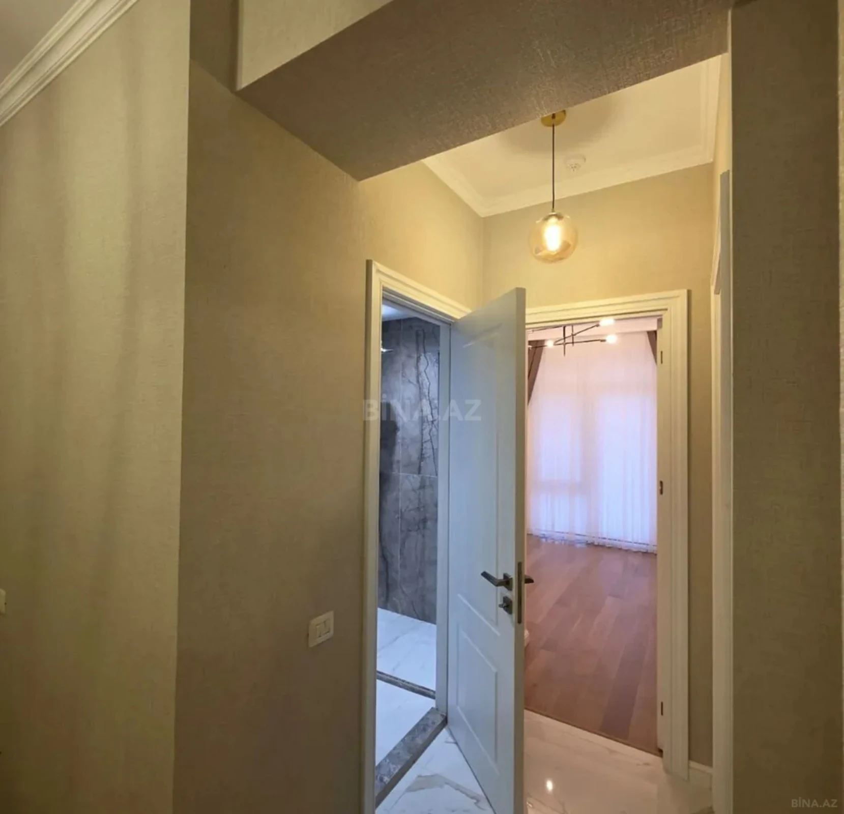 Satılır 3 otaqlı mənzil 97 m²
