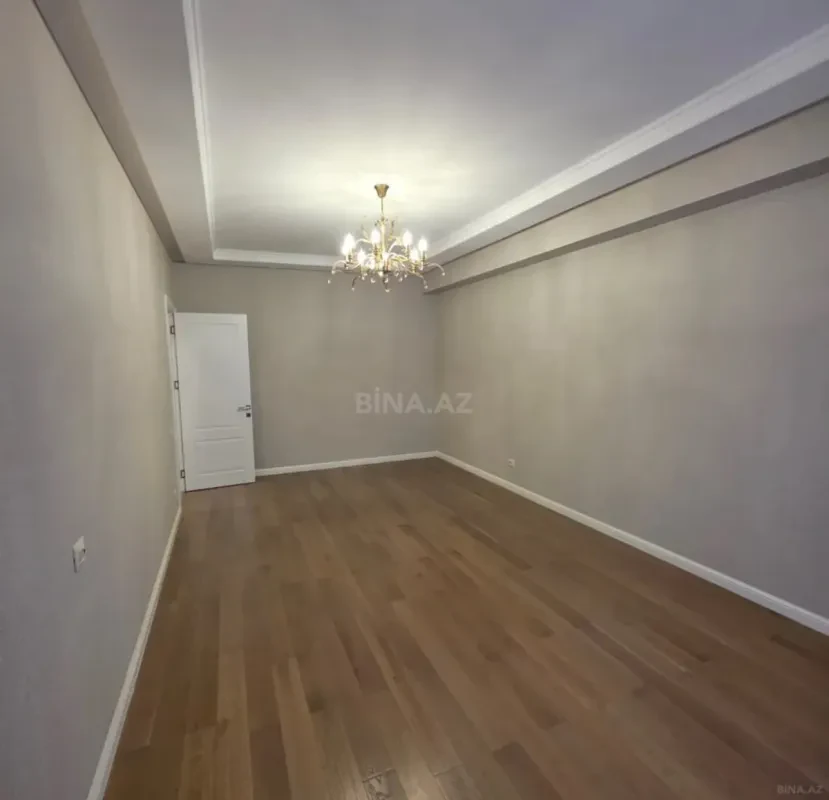 Satılır 3 otaqlı mənzil 97 m²