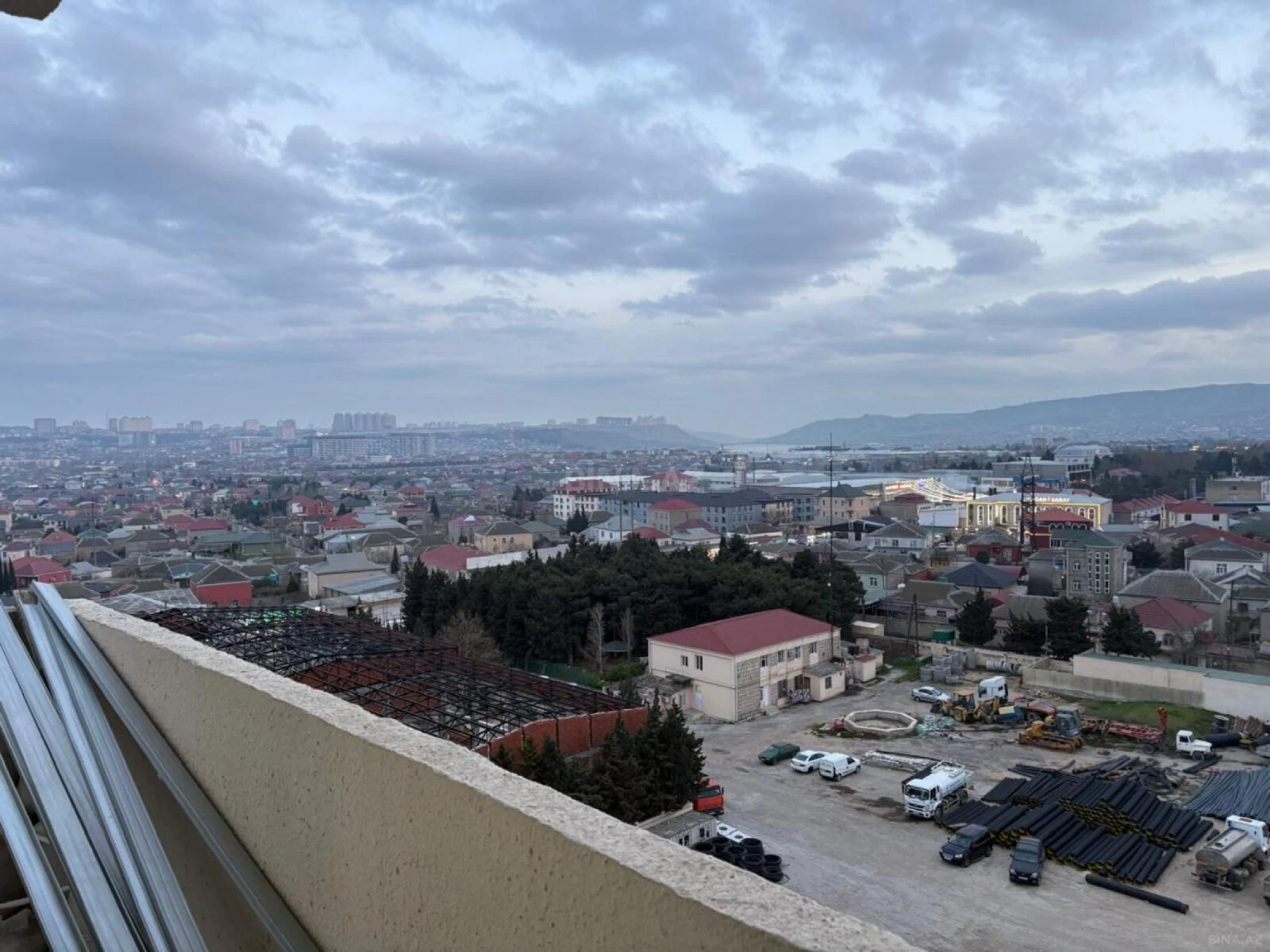Satılır 3 otaqlı mənzil 80 m²