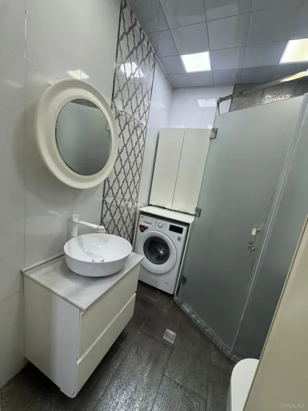 Satılır 3 otaqlı mənzil 105 m²