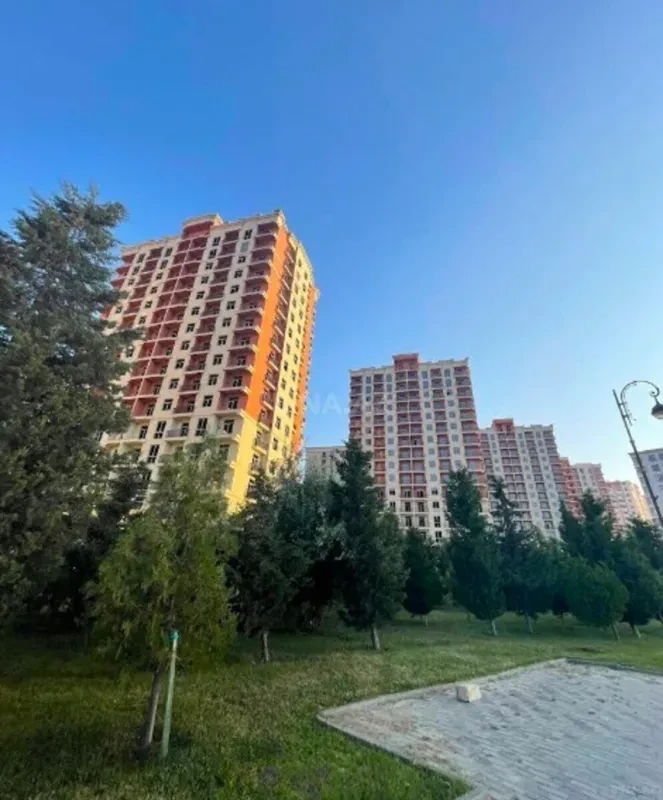 Satılır 2 otaqlı mənzil 52 m²