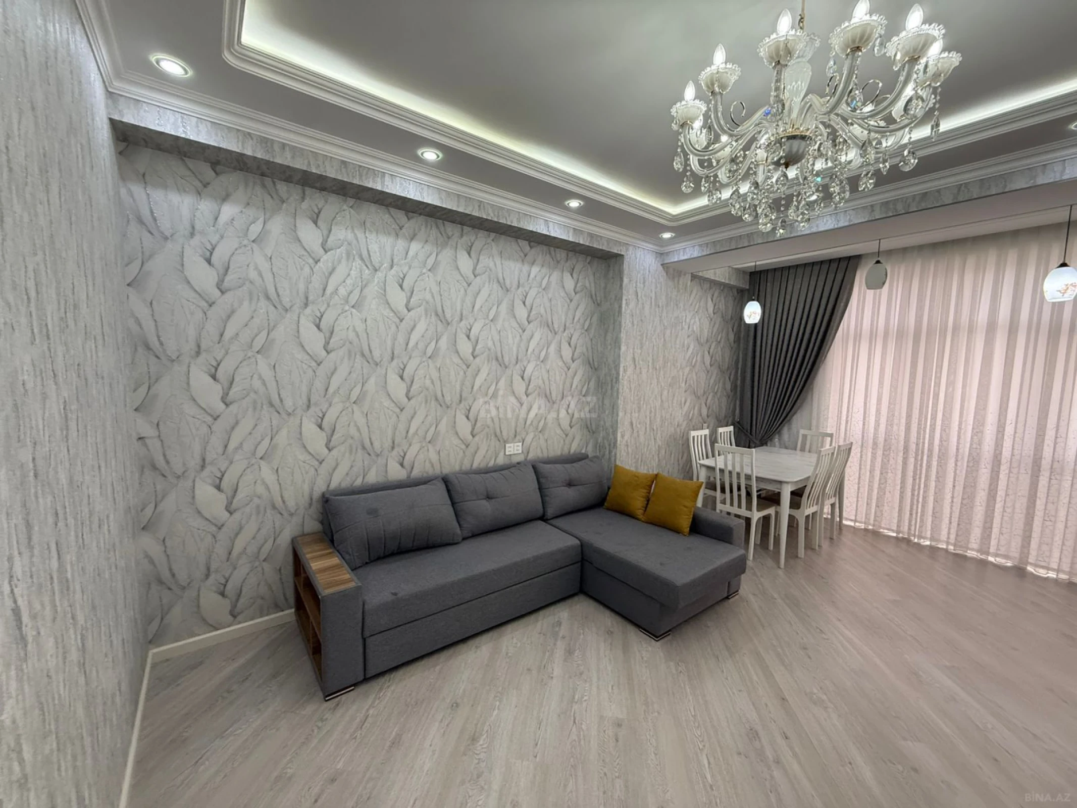 Kirayə verilir 3 otaqlı mənzil 125 m²