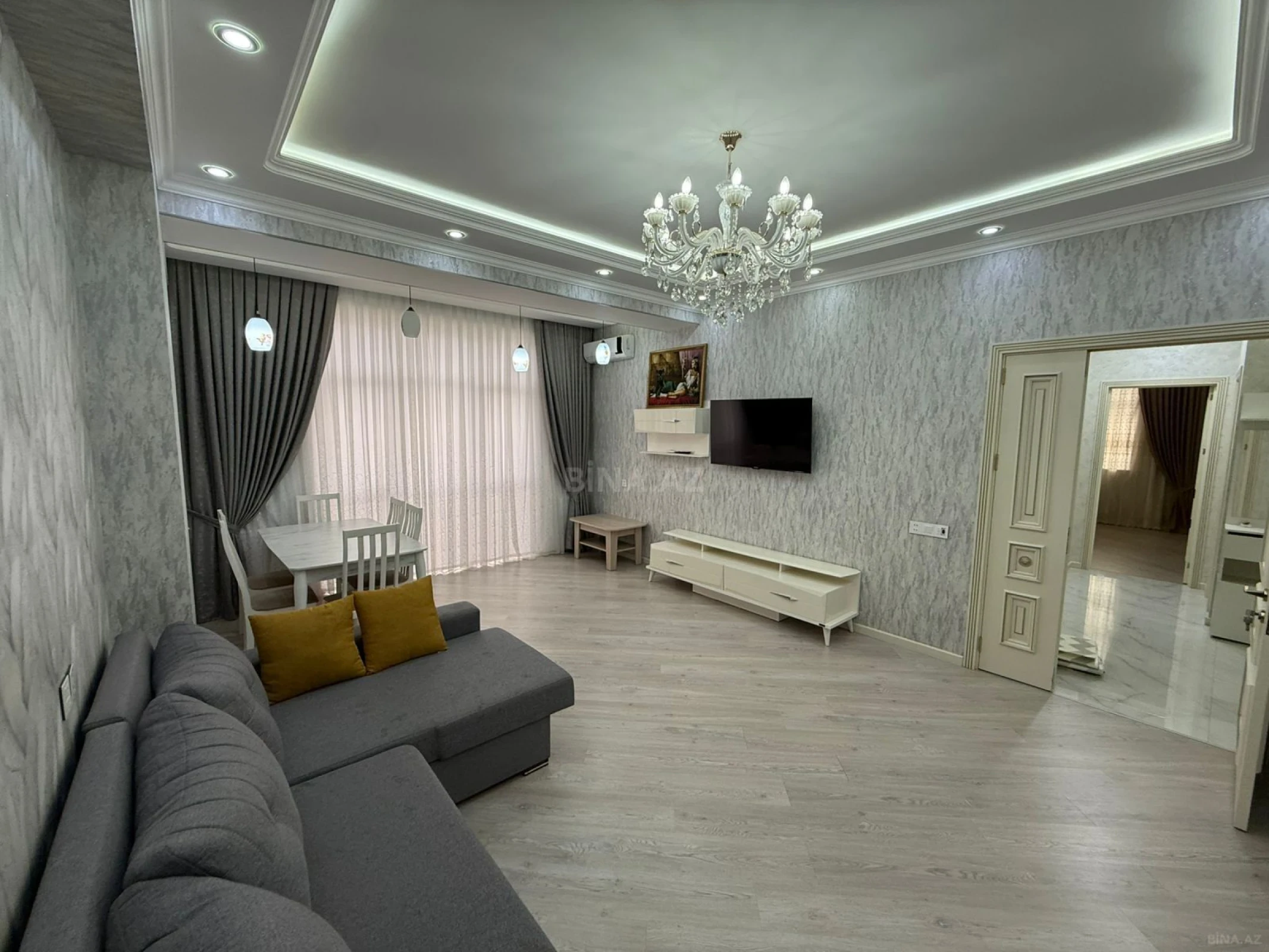 Kirayə verilir 3 otaqlı mənzil 125 m²