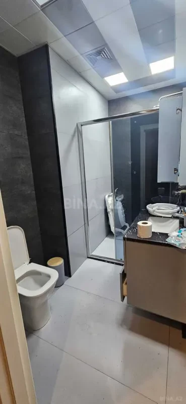 Satılır 3 otaqlı mənzil 160 m²