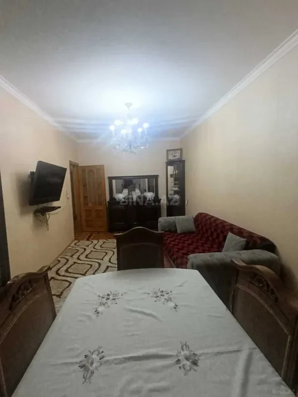 Satılır 4 otaqlı mənzil 105 m²