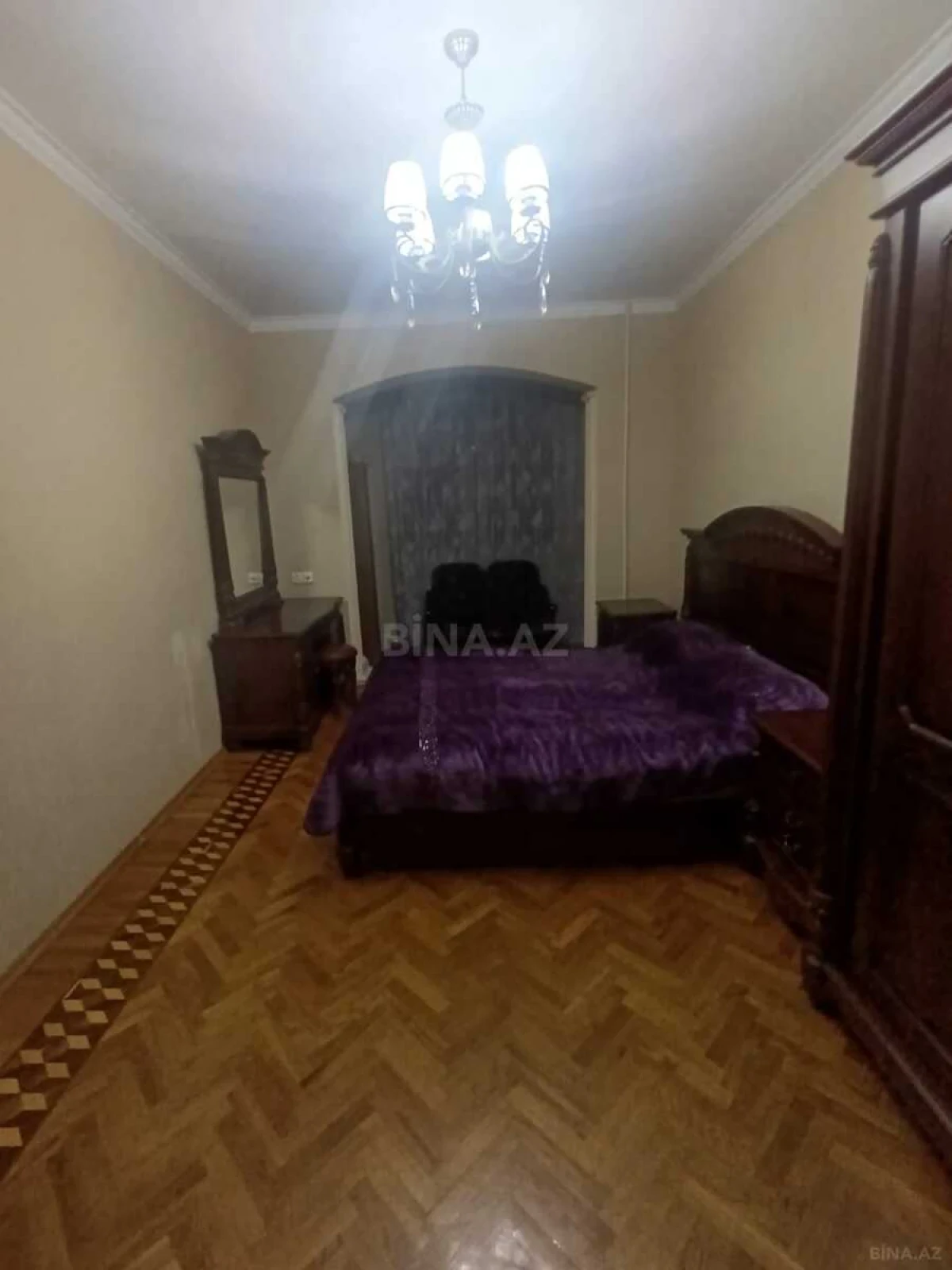 Satılır 4 otaqlı mənzil 105 m²