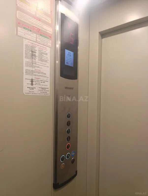 Satılır 4 otaqlı mənzil 105 m²