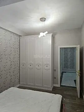 Kirayə verilir 4 otaqlı mənzil 110 m²