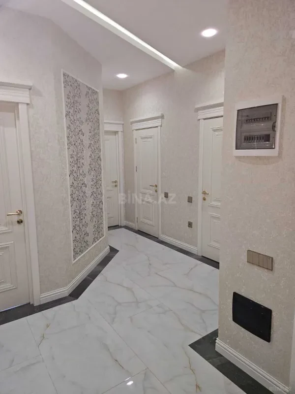 Kirayə verilir 4 otaqlı mənzil 110 m²