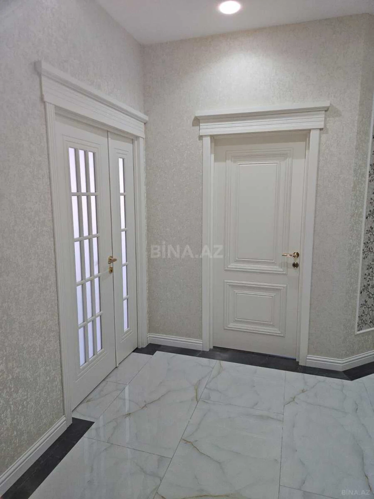 Kirayə verilir 4 otaqlı mənzil 110 m²