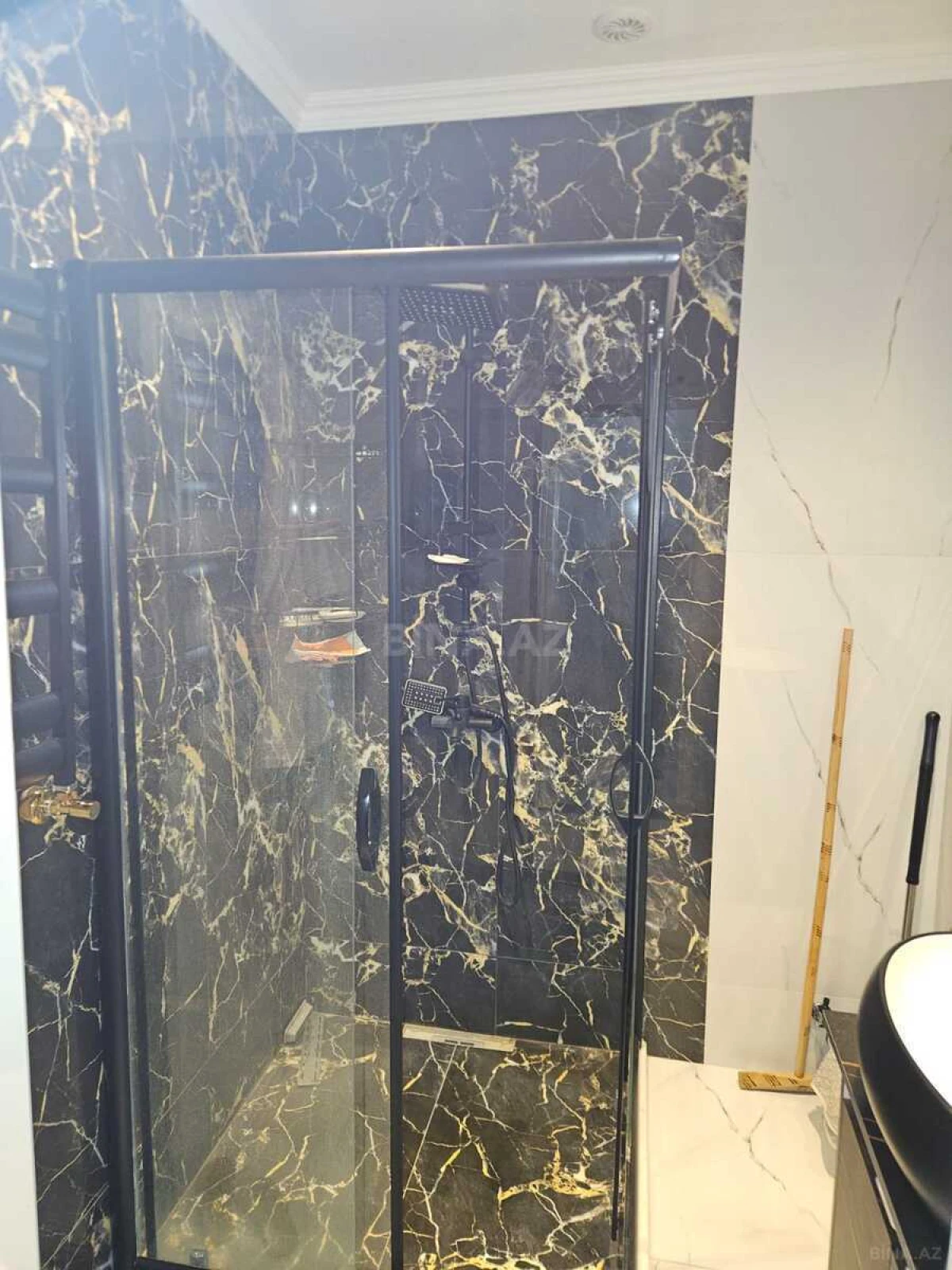 Kirayə verilir 4 otaqlı mənzil 110 m²
